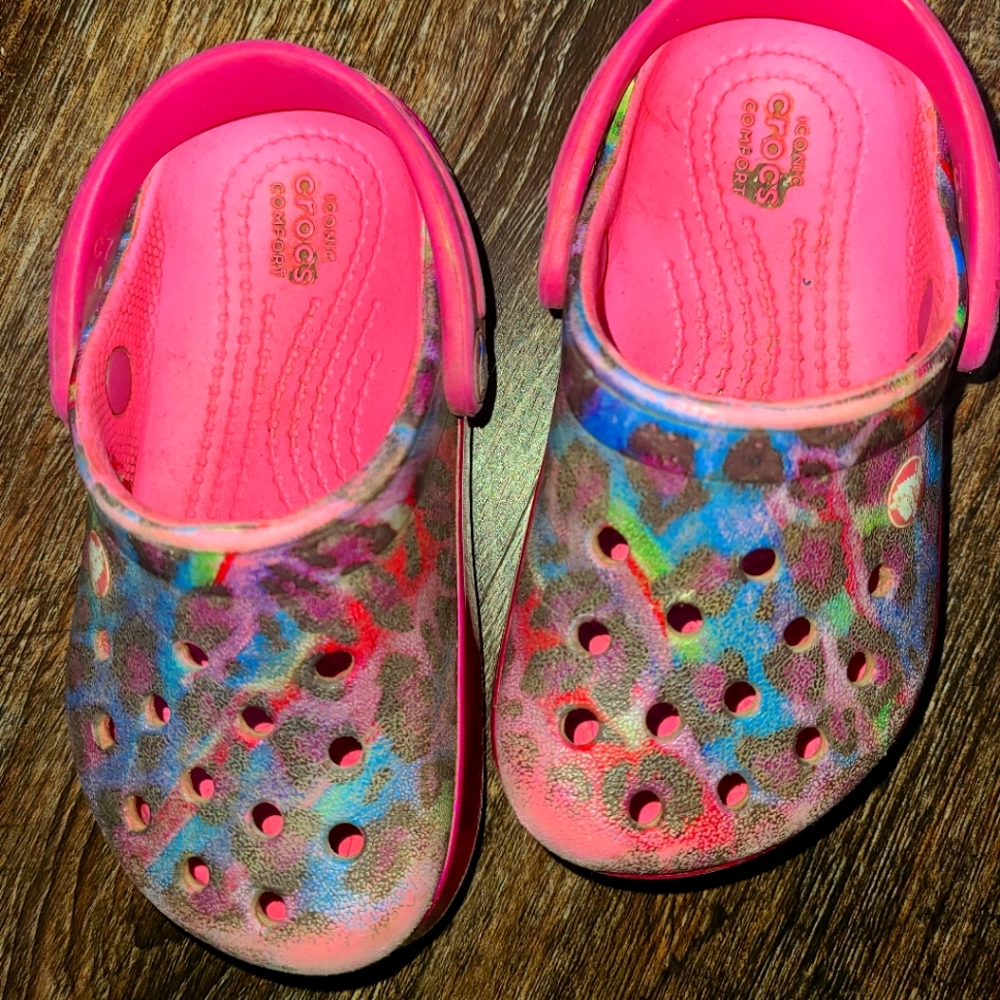 Toddler crocs